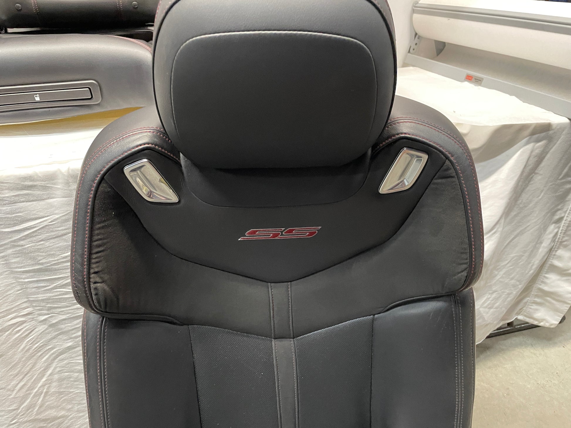 2014 Chevy SS Sedan Seats Fronts and Rears Black Leather Alcantara Suede OEM - Day's Parts Yard