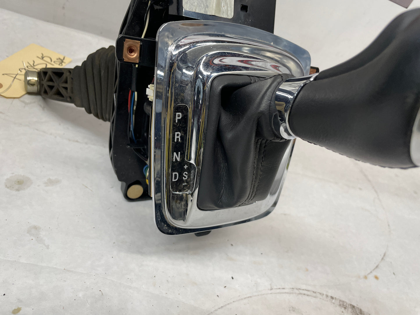 2017 Chevy SS Sedan Center Console w/ Shifter Assembly OEM