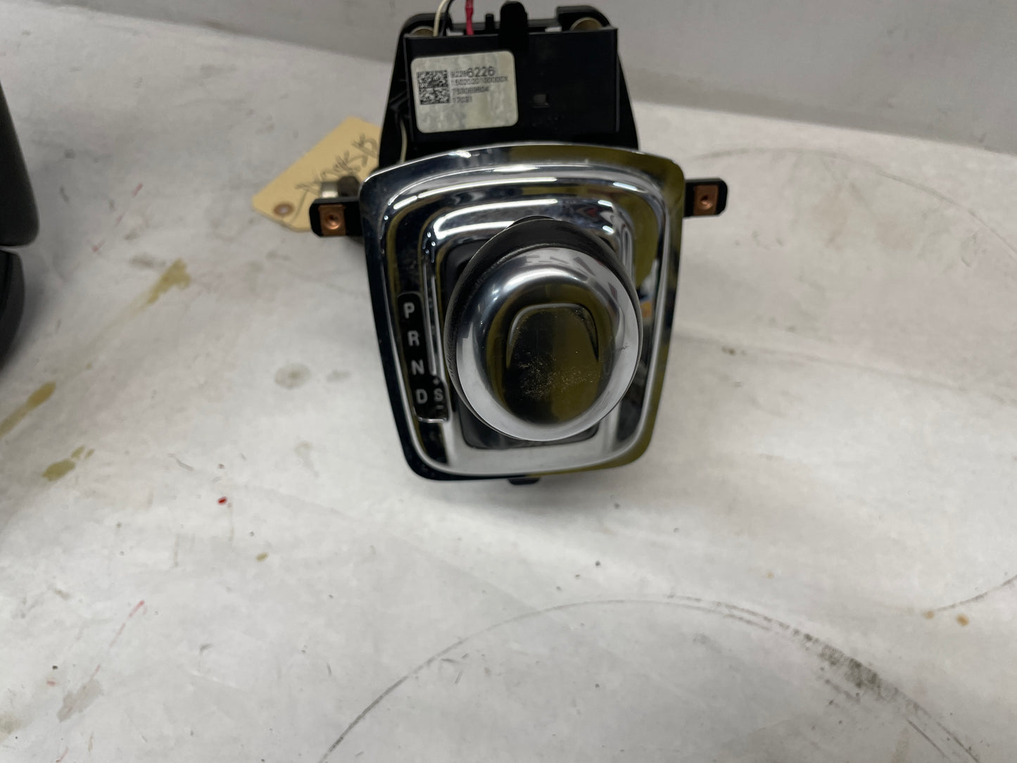 2017 Chevy SS Sedan Center Console w/ Shifter Assembly OEM