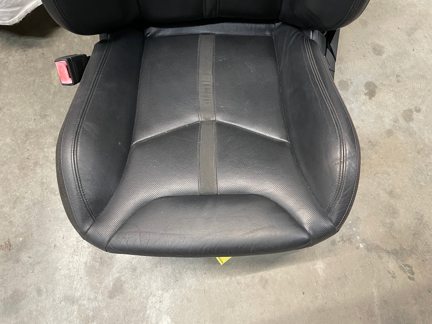2014 Chevy SS Sedan Seats Fronts and Rears Black Leather Alcantara Suede OEM - Day's Parts Yard