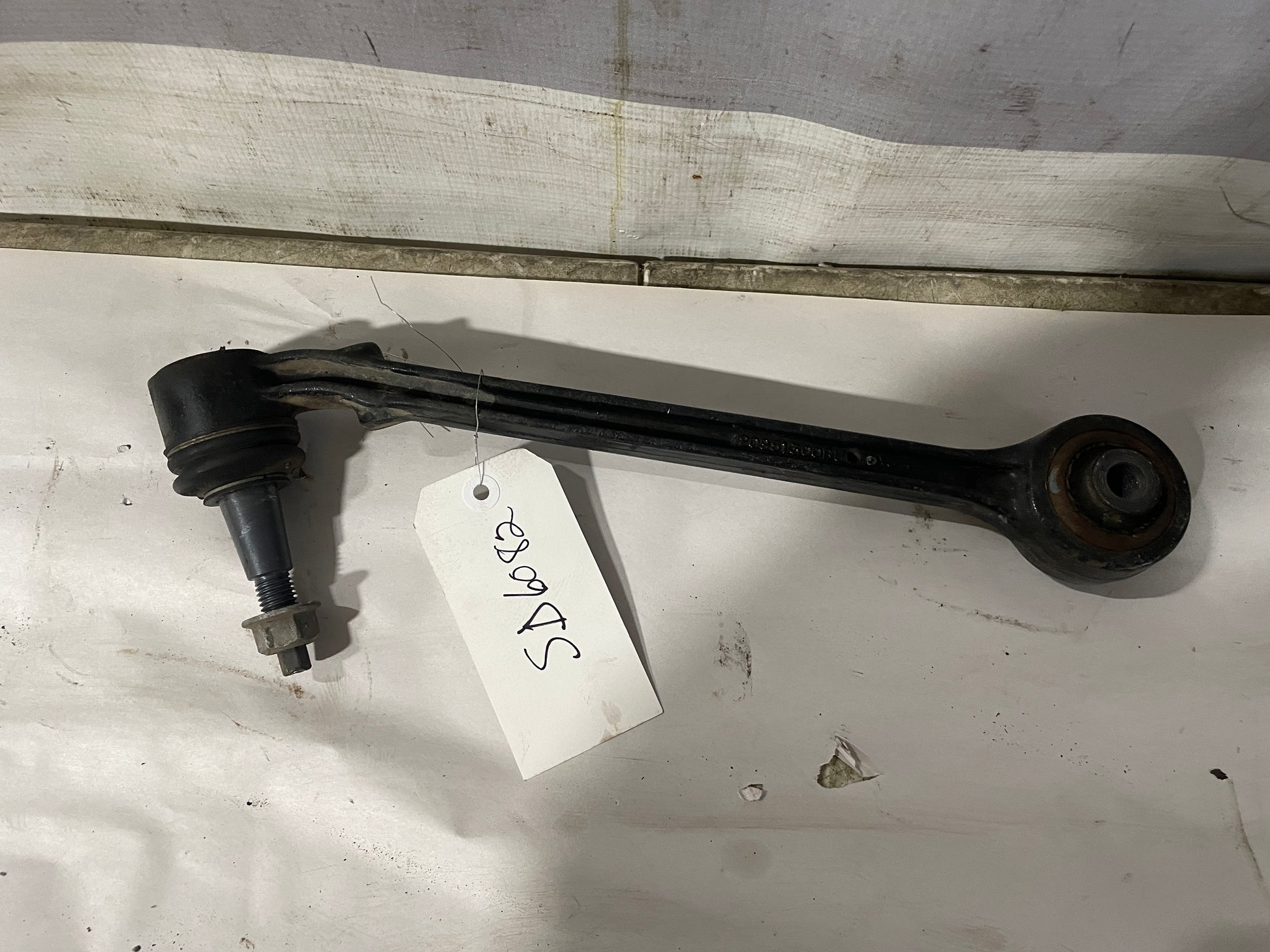2013 Chevy Camaro ZL1 Front RH Passenger Lower Control Arm OEM - Day's Parts Yard