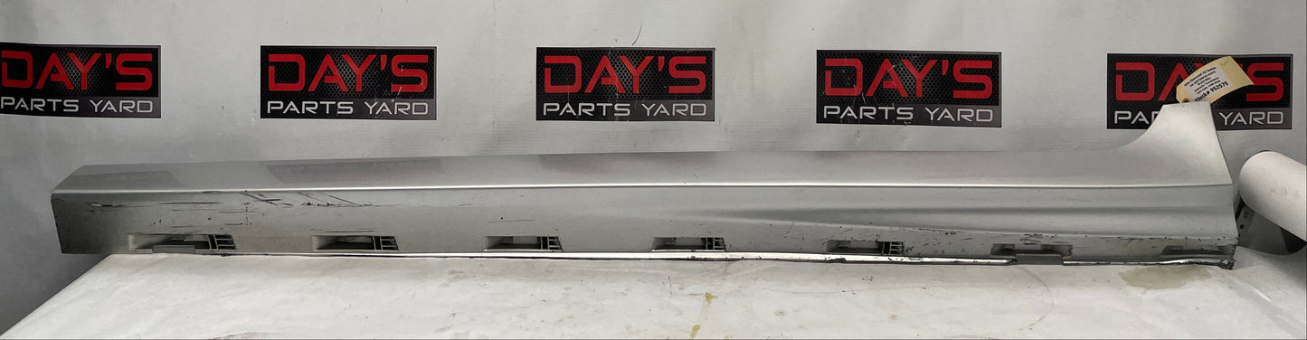 2014 Chevy SS Sedan LH Driver Rocker Molding Side Skirt Panel Trim OEM