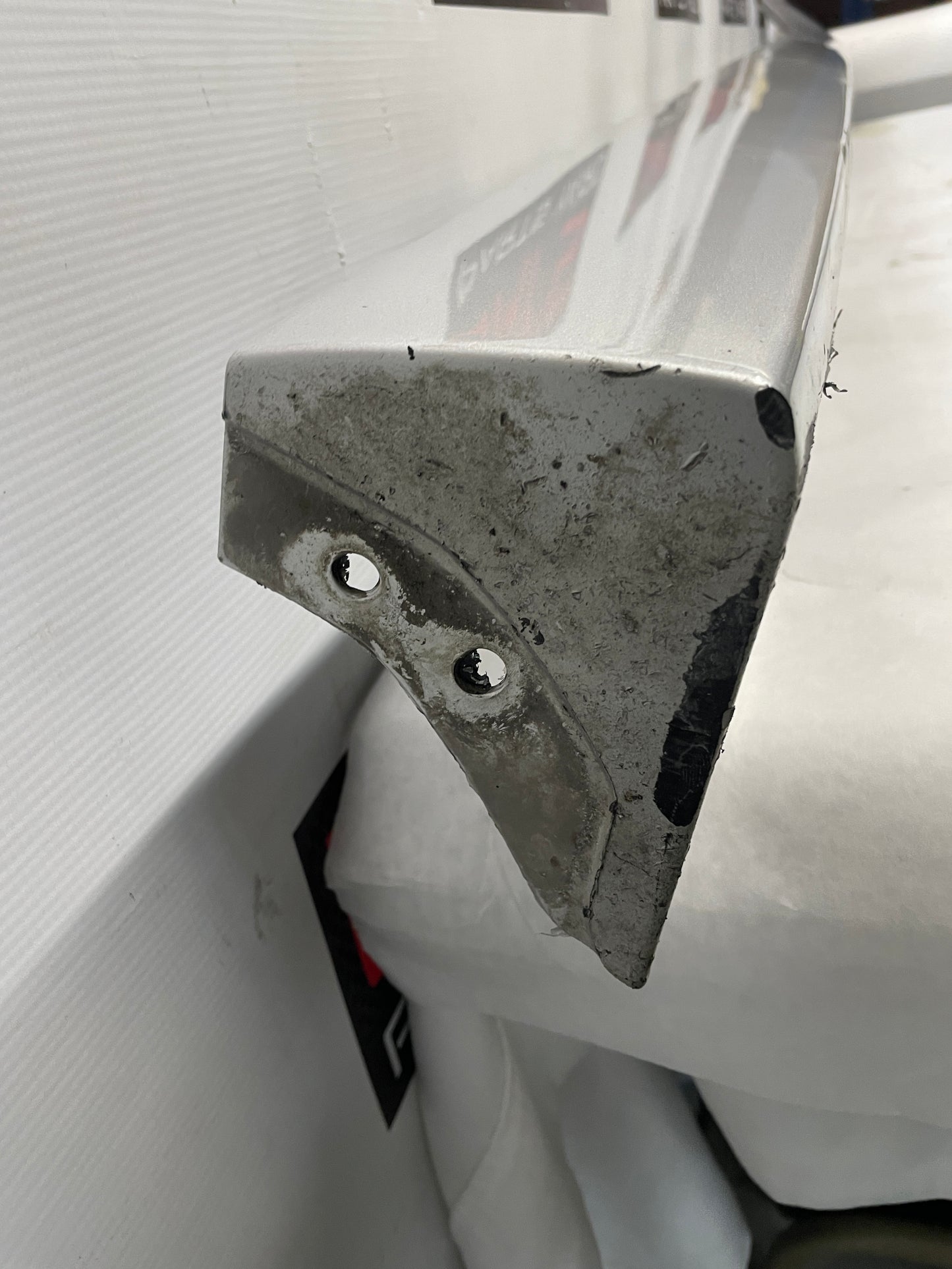 2014 Chevy SS Sedan LH Driver Rocker Molding Side Skirt Panel Trim OEM