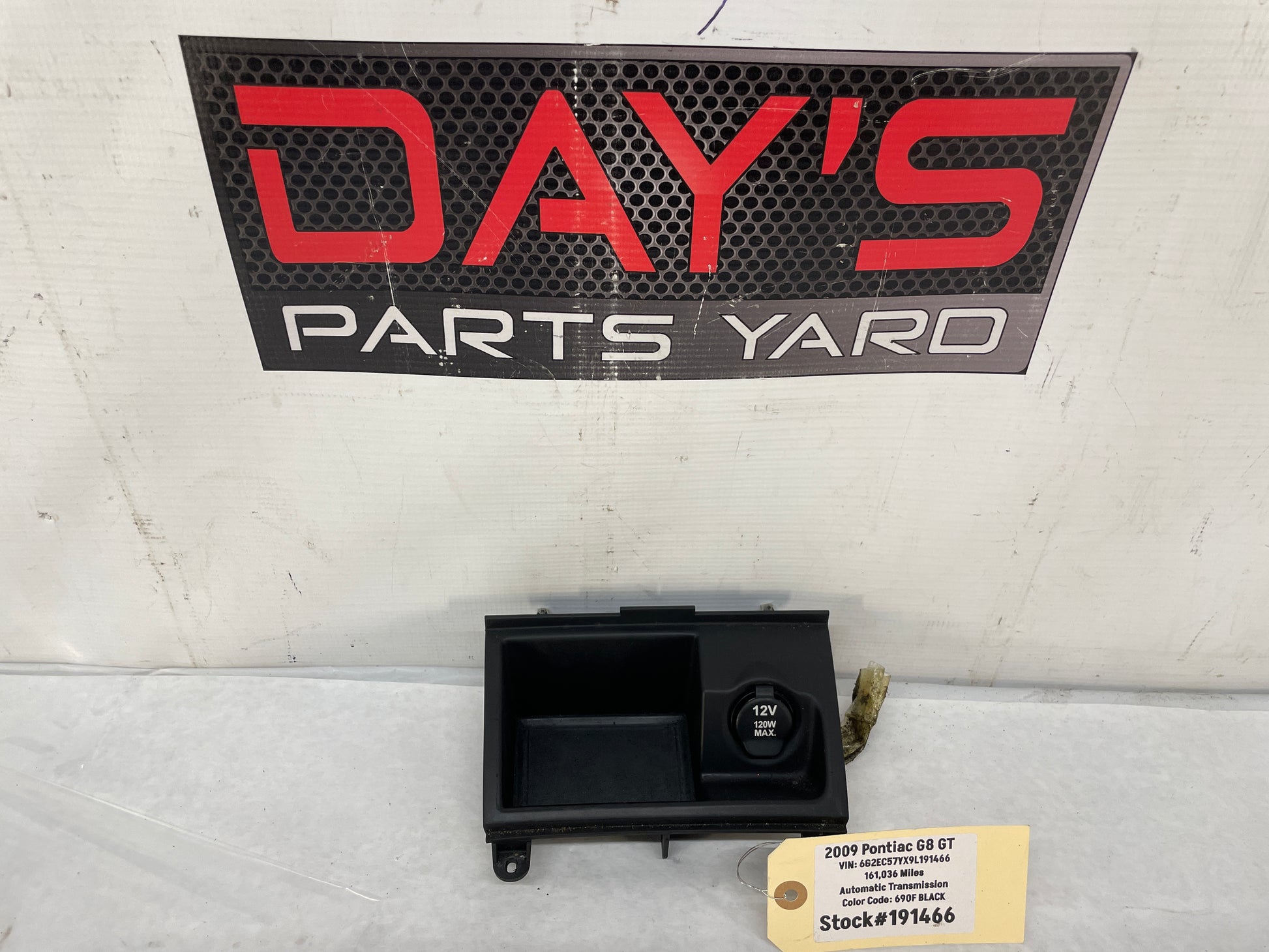 2009 Pontiac G8 GT Lower Radio Center Console Storage Cubby Compartment Assembly OEM - Day's Parts Yard