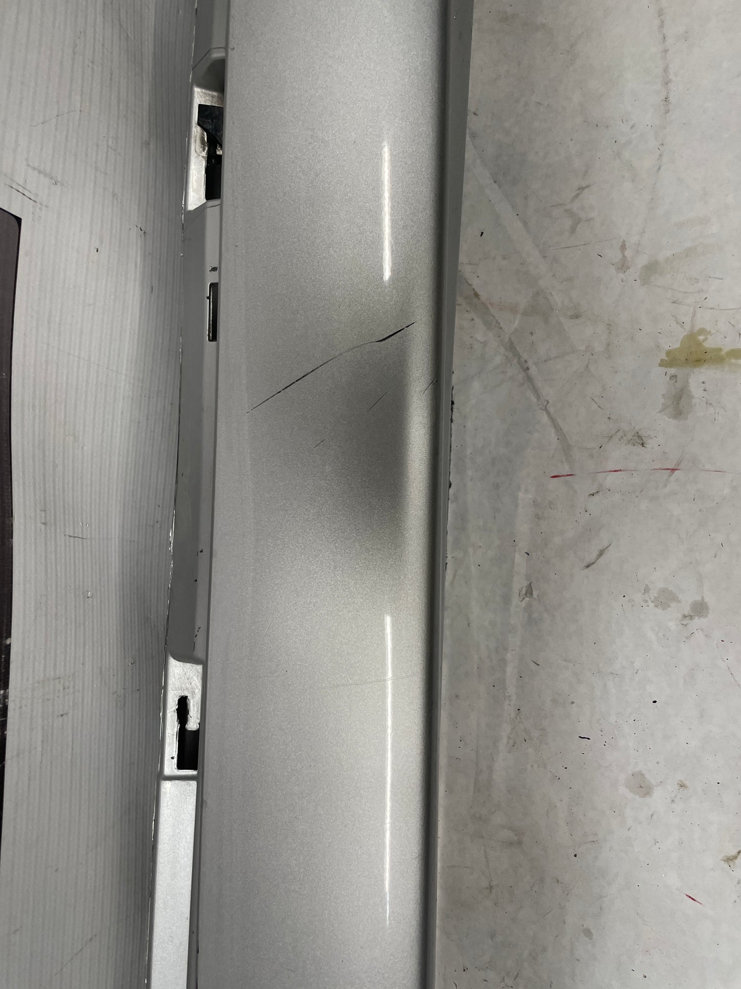 2014 Chevy SS Sedan LH Driver Rocker Molding Side Skirt Panel Trim OEM