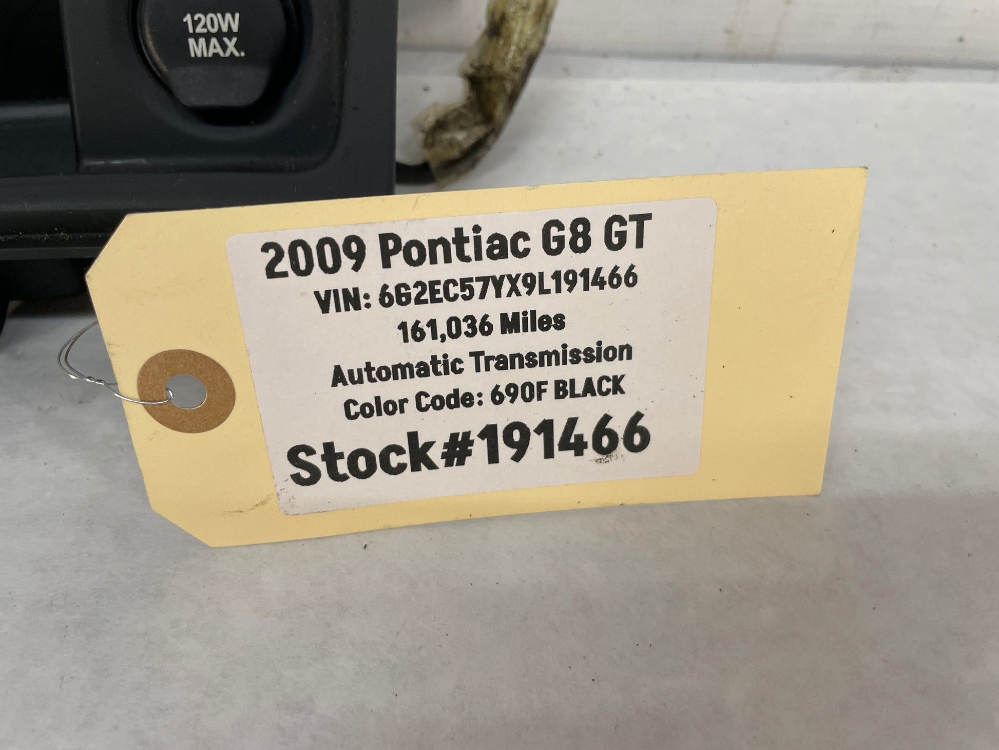 2009 Pontiac G8 GT Lower Radio Center Console Storage Cubby Compartment Assembly OEM - Day's Parts Yard