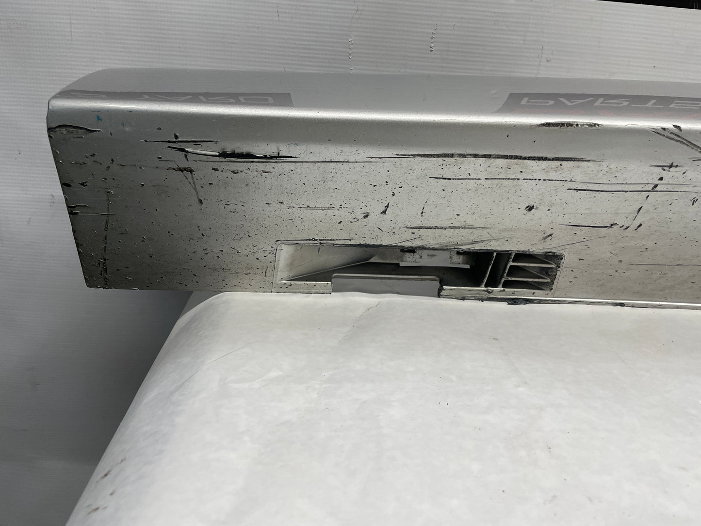 2014 Chevy SS Sedan LH Driver Rocker Molding Side Skirt Panel Trim OEM