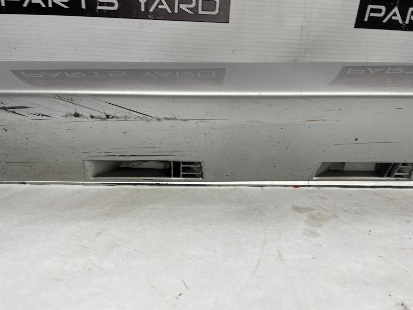 2014 Chevy SS Sedan LH Driver Rocker Molding Side Skirt Panel Trim OEM