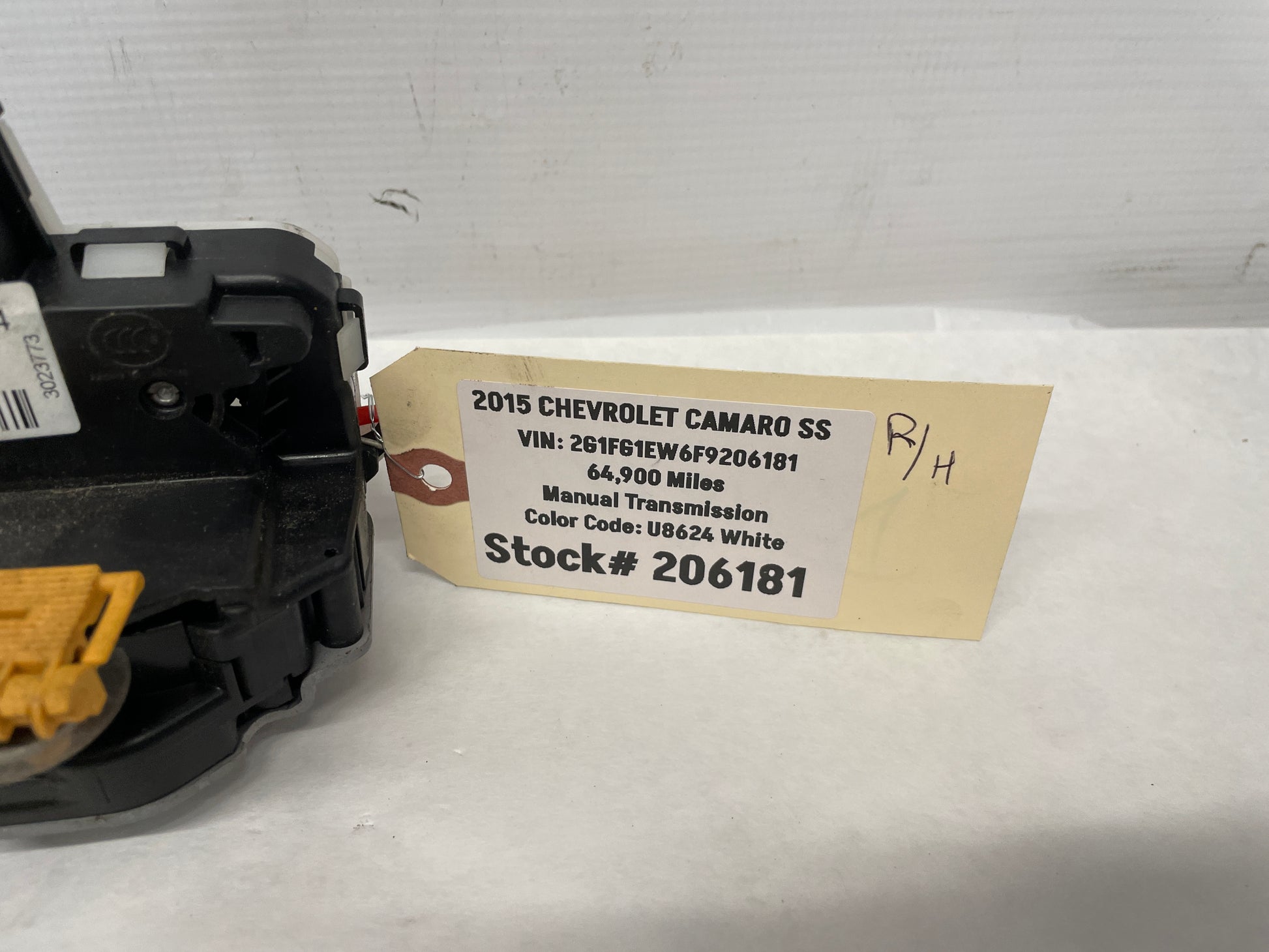 2015 Chevy Camaro SS RH Passenger Door Lock Actuator OEM - Day's Parts Yard