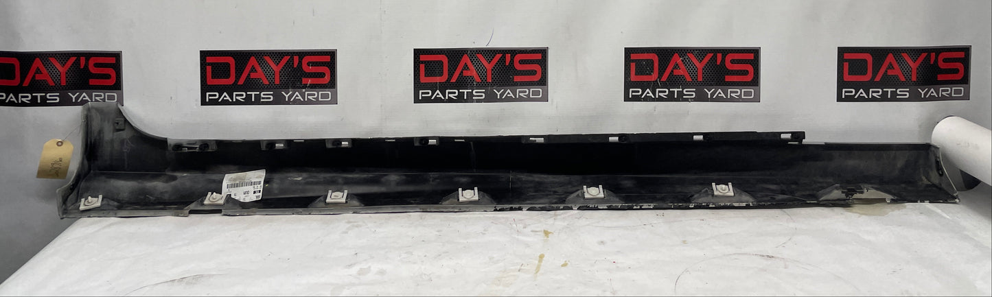 2014 Chevy SS Sedan LH Driver Rocker Molding Side Skirt Panel Trim OEM
