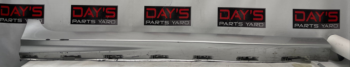 2014 Chevy SS Sedan RH Passenger Rocker Molding Side Skirt Panel Trim OEM