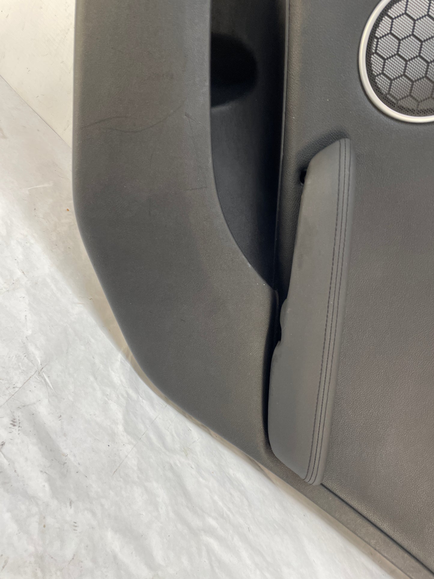 2009 Pontiac G8 RH Passenger  Rear Interior Door Panel Trim OEM - Day's Parts Yard