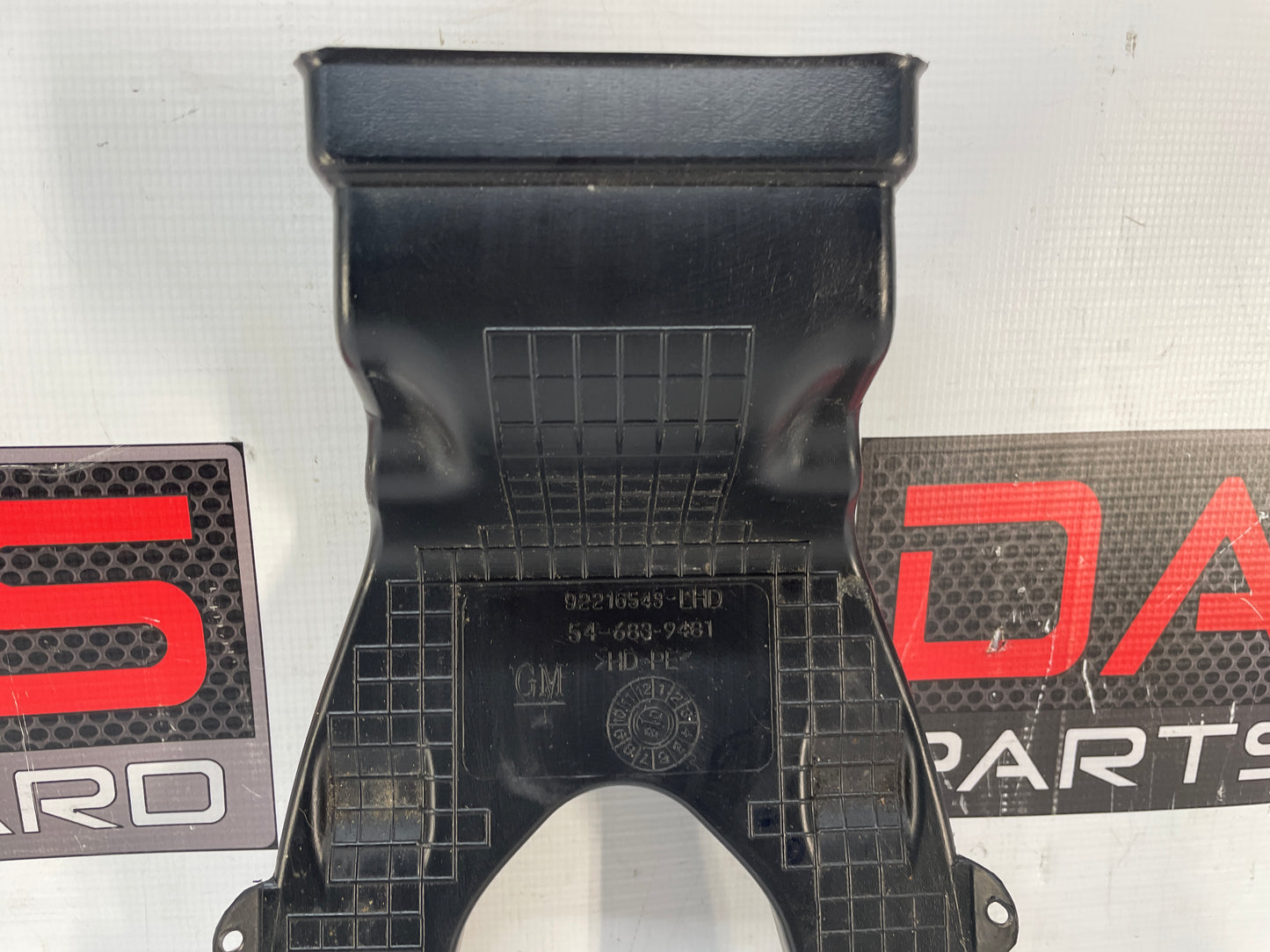 2009 Pontiac G8 GT HVAC Rear Floor Center Console Air Vent Duct OEM - Day's Parts Yard