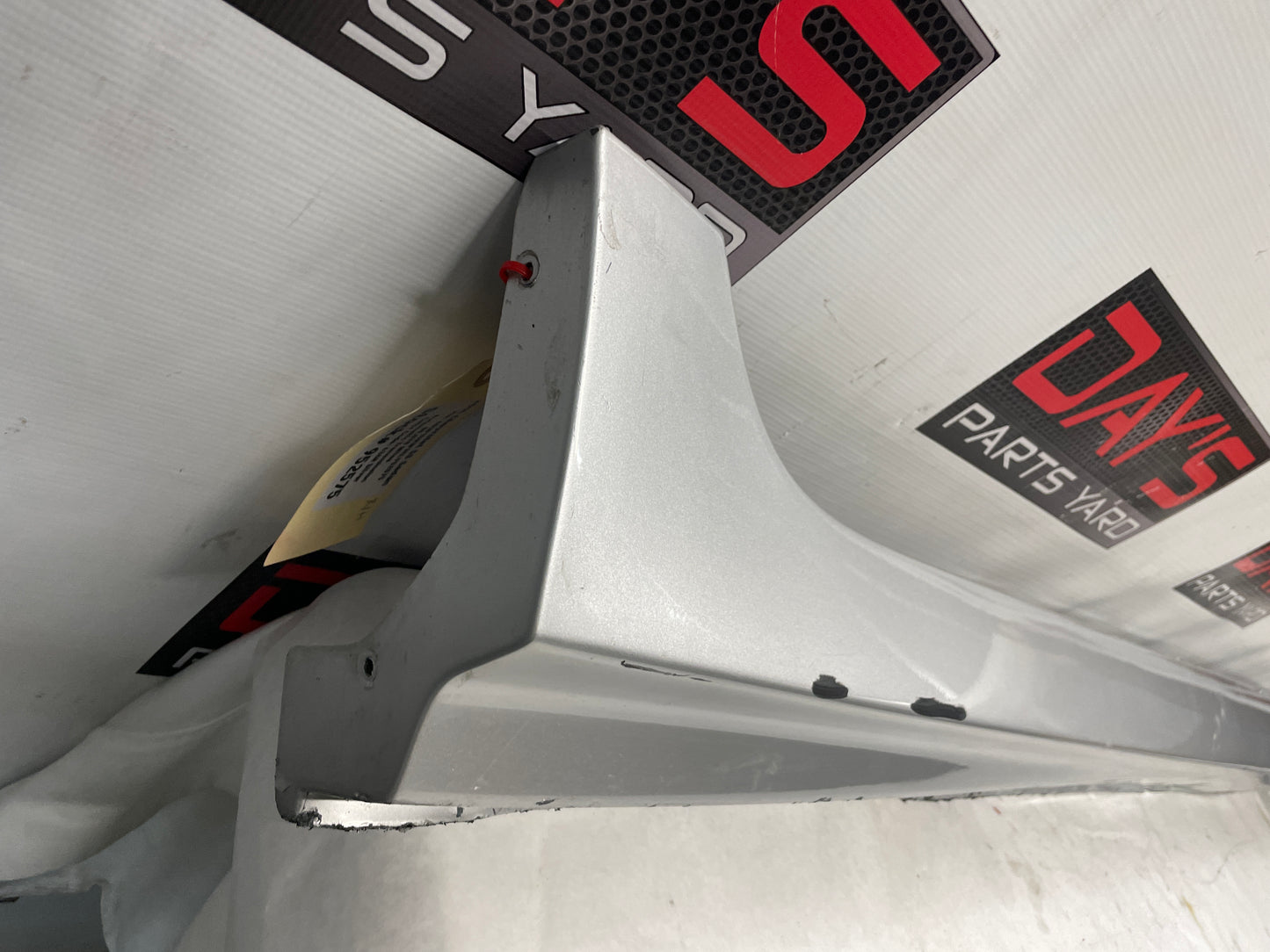 2014 Chevy SS Sedan RH Passenger Rocker Molding Side Skirt Panel Trim OEM