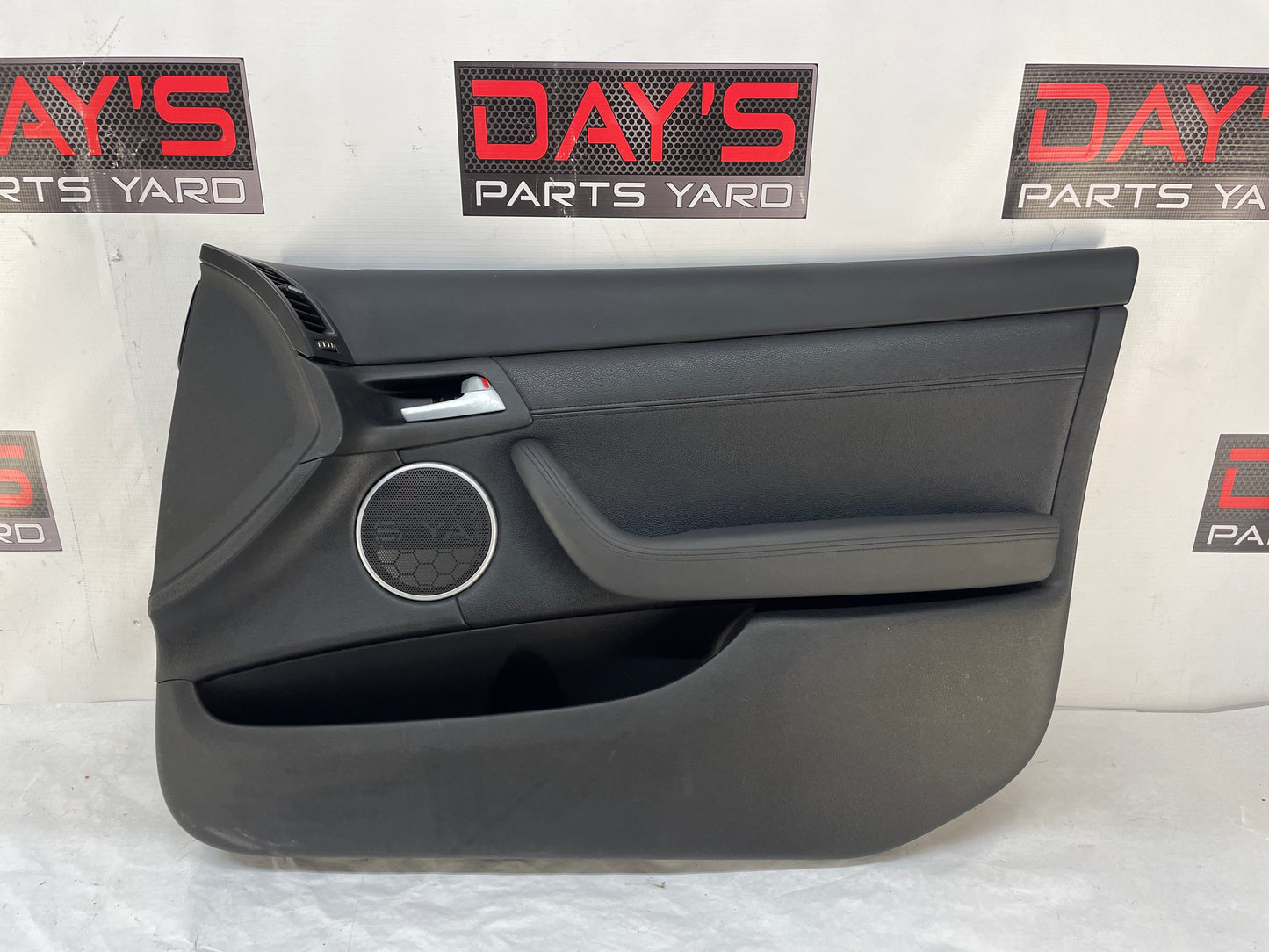 2009 Pontiac G8 RH Passenger Front Interior Door Panel Trim OEM - Day's Parts Yard
