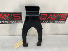 2009 Pontiac G8 GT HVAC Rear Floor Center Console Air Vent Duct OEM - Day's Parts Yard