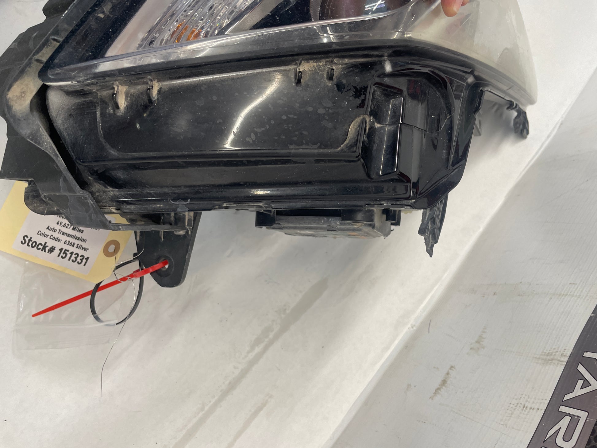 2016 Cadillac ATS-V RH Passenger Head Light Headlight Lamp OEM - Day's Parts Yard