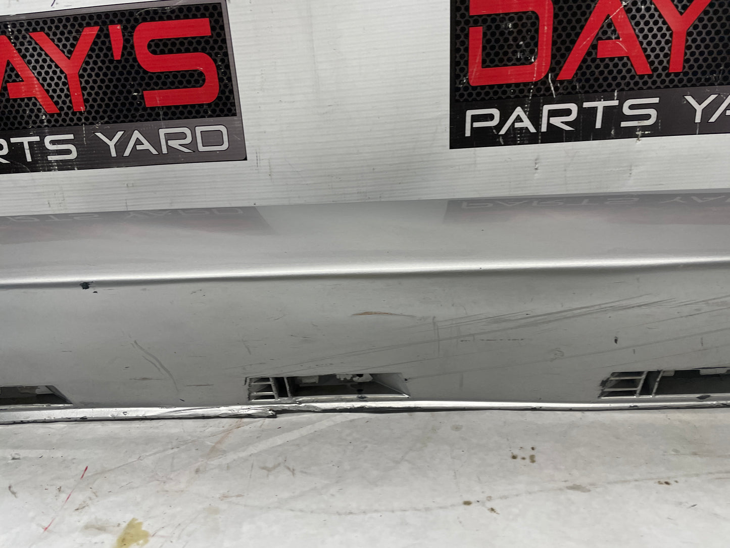 2014 Chevy SS Sedan RH Passenger Rocker Molding Side Skirt Panel Trim OEM
