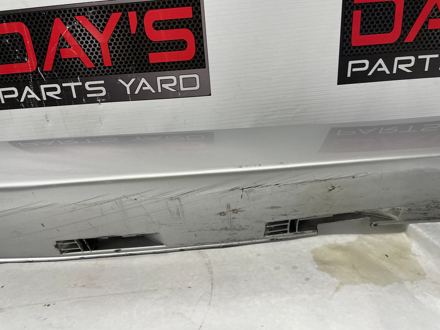 2014 Chevy SS Sedan RH Passenger Rocker Molding Side Skirt Panel Trim OEM