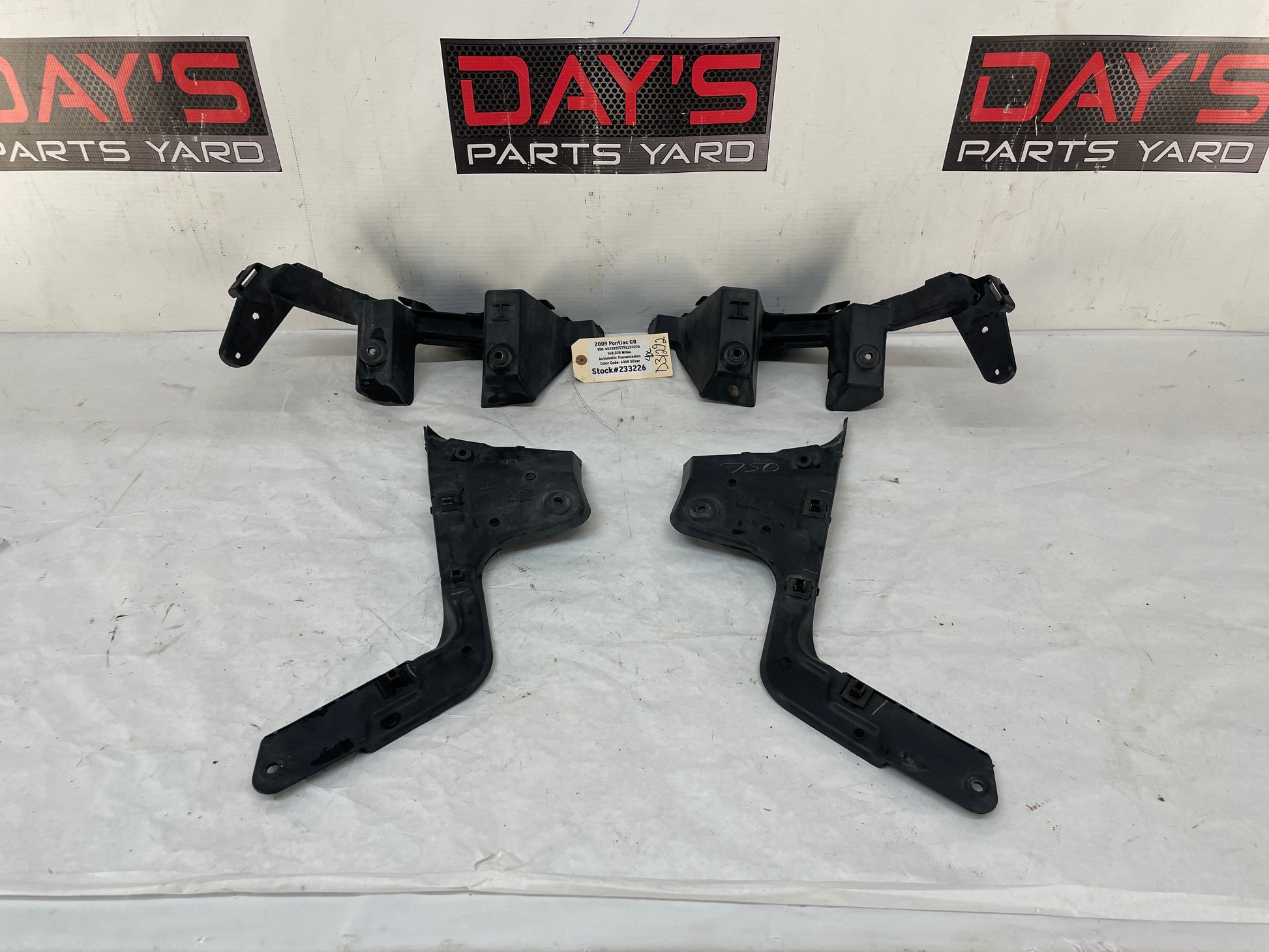 2009 Pontiac G8 Complete Rear Bumper Brackets Mounts Supports Guides Set OEM - Day's Parts Yard