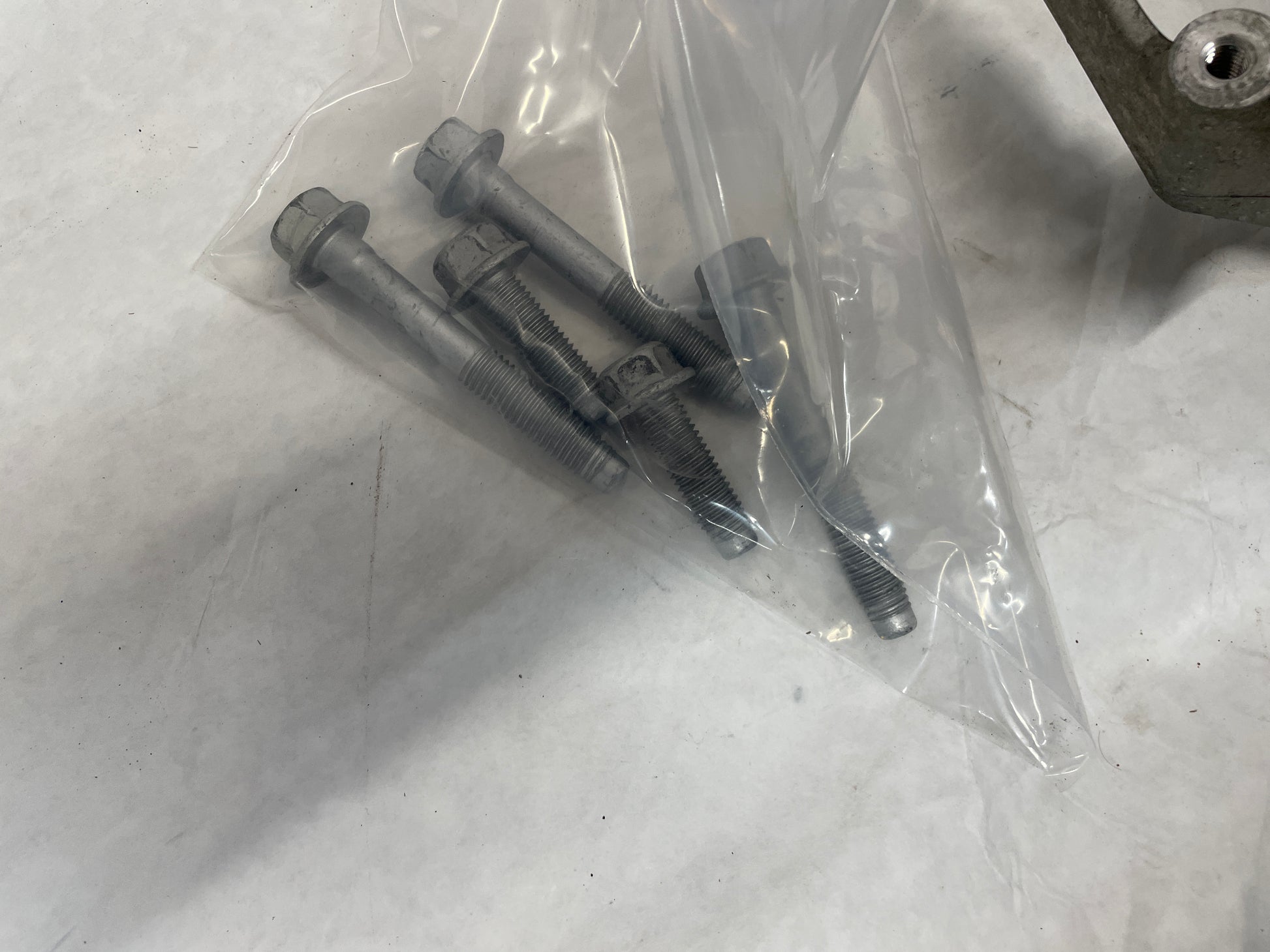 2014 Chevy SS Sedan AC A/C Air Conditioner Compressor Bracket w/ Hardware OEM - Day's Parts Yard