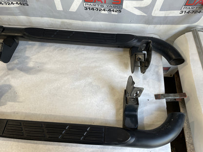 2013 Chevy Silverado RH & LH Running Boards OEM LOCAL PICK UP