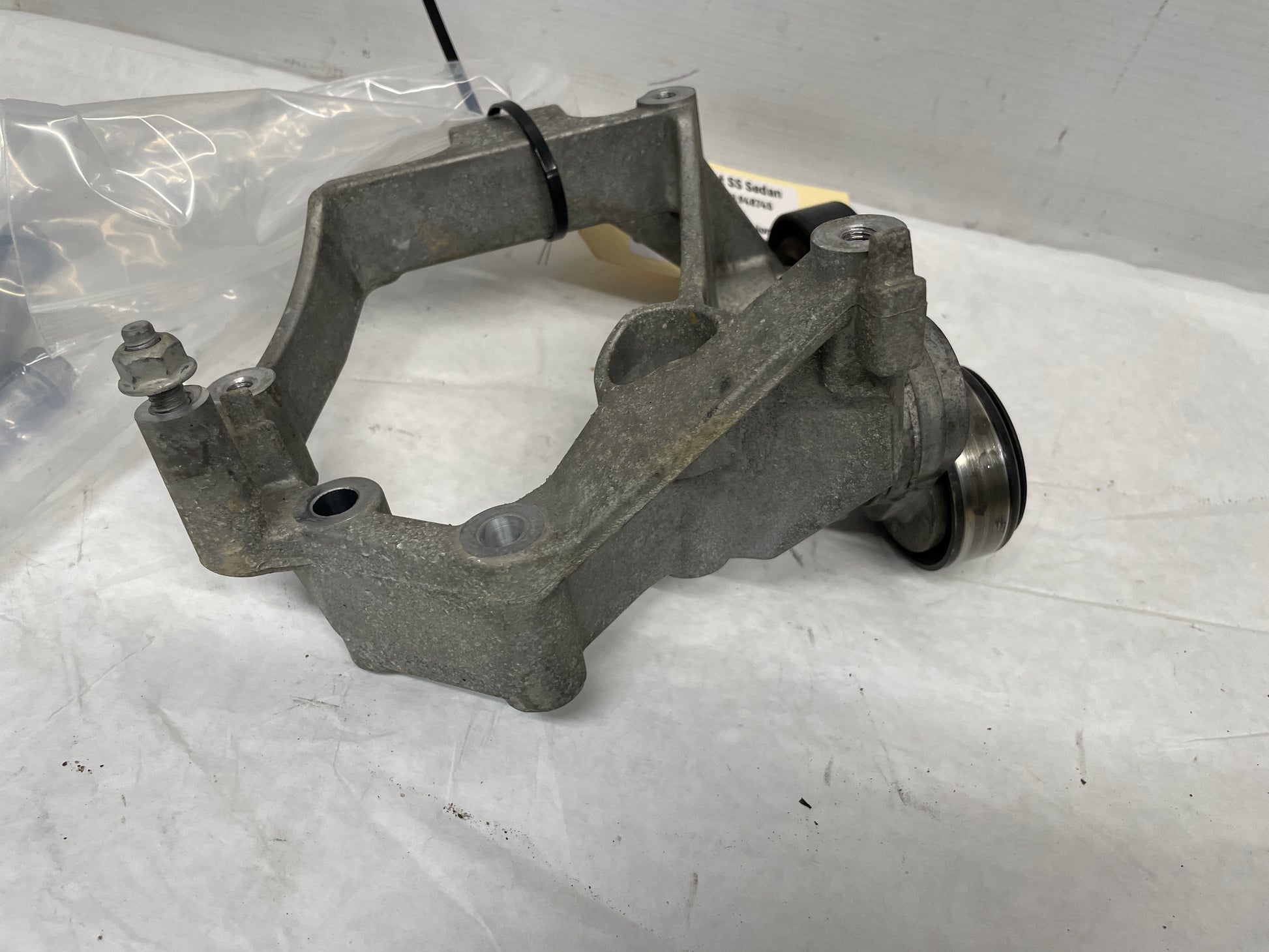 2014 Chevy SS Sedan AC A/C Air Conditioner Compressor Bracket w/ Hardware OEM - Day's Parts Yard