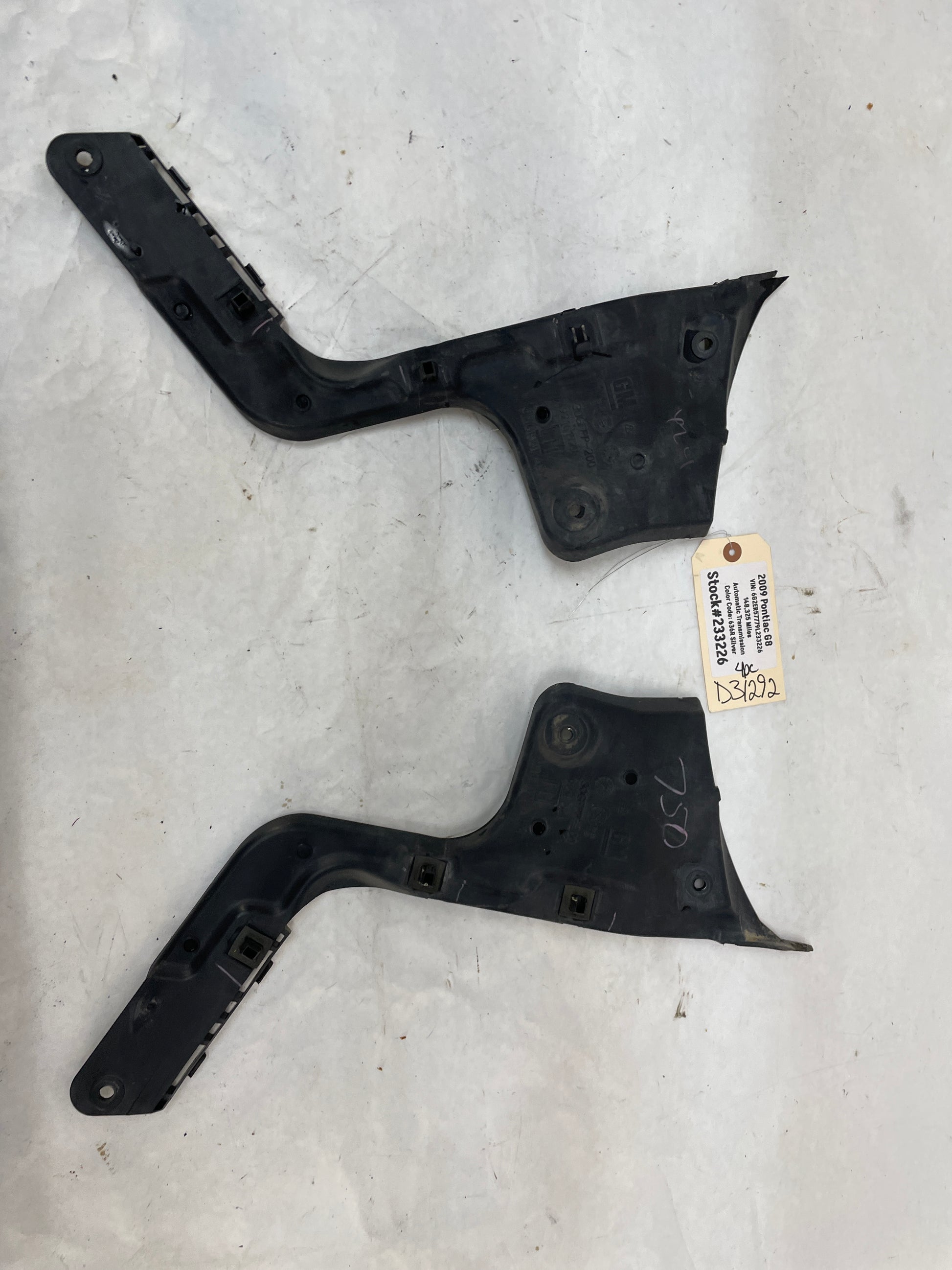 2009 Pontiac G8 Complete Rear Bumper Brackets Mounts Supports Guides Set OEM - Day's Parts Yard