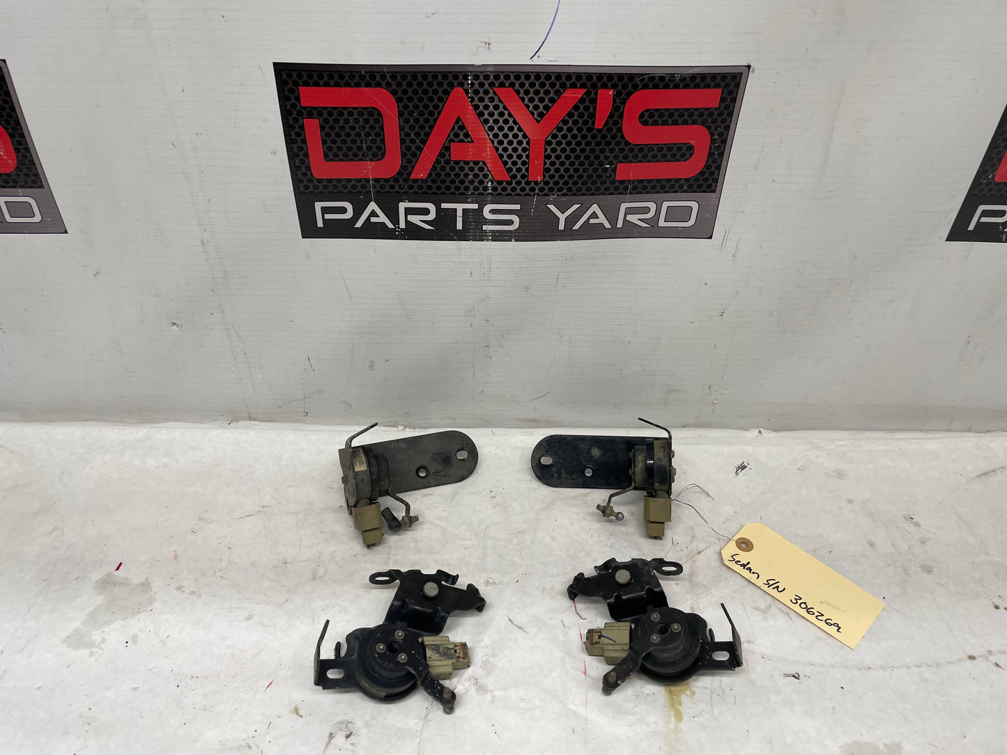 2017 Chevy SS Sedan Front & Rear Head Lamp Ride Height Suspension Sensor Set OEM