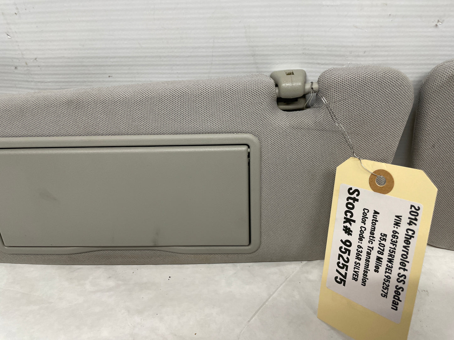 2014 Chevy SS Sedan RH & LH Sun Visor Sunvisor Shade Set w/ Clips OEM - Day's Parts Yard