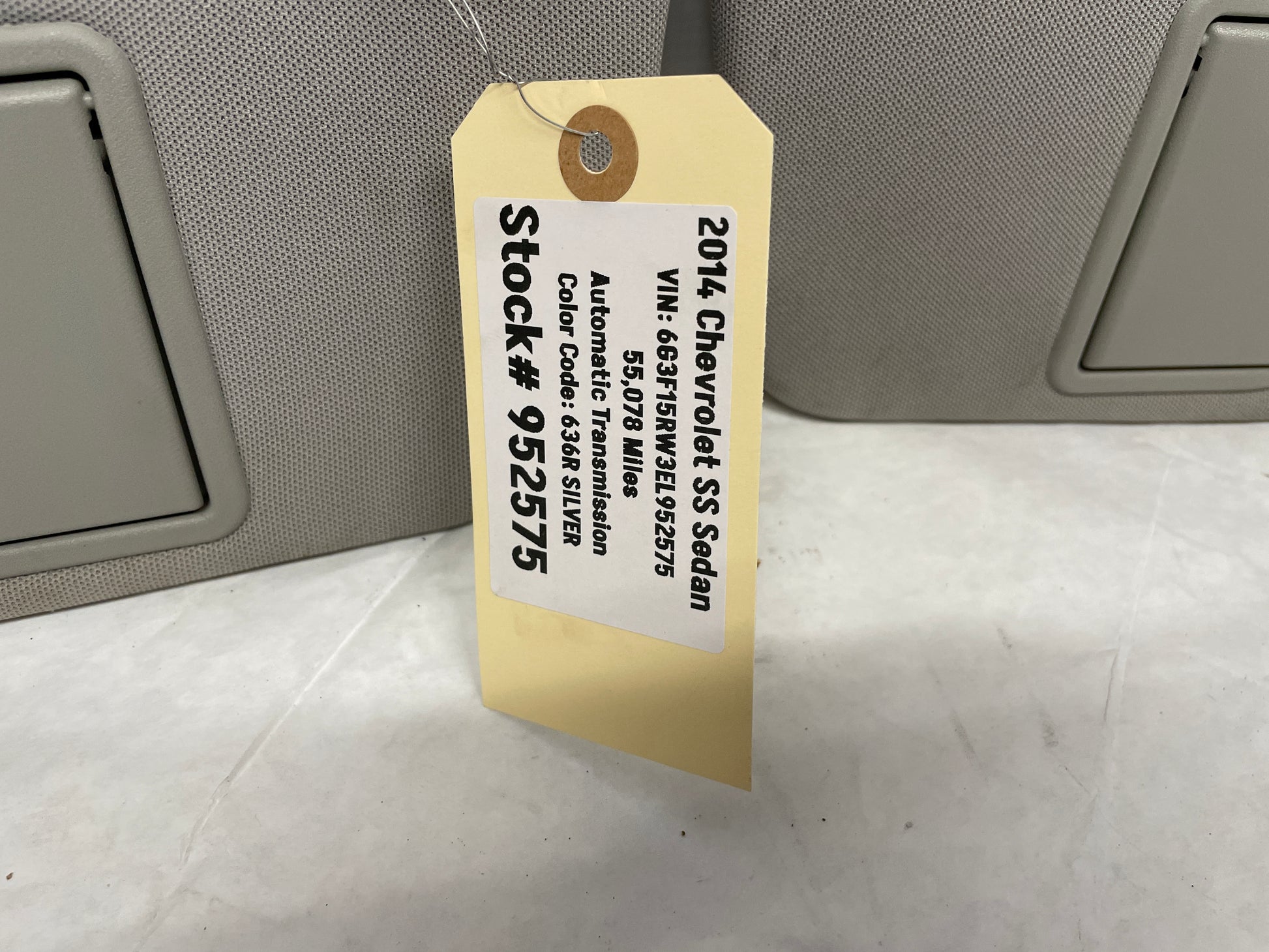 2014 Chevy SS Sedan RH & LH Sun Visor Sunvisor Shade Set w/ Clips OEM - Day's Parts Yard