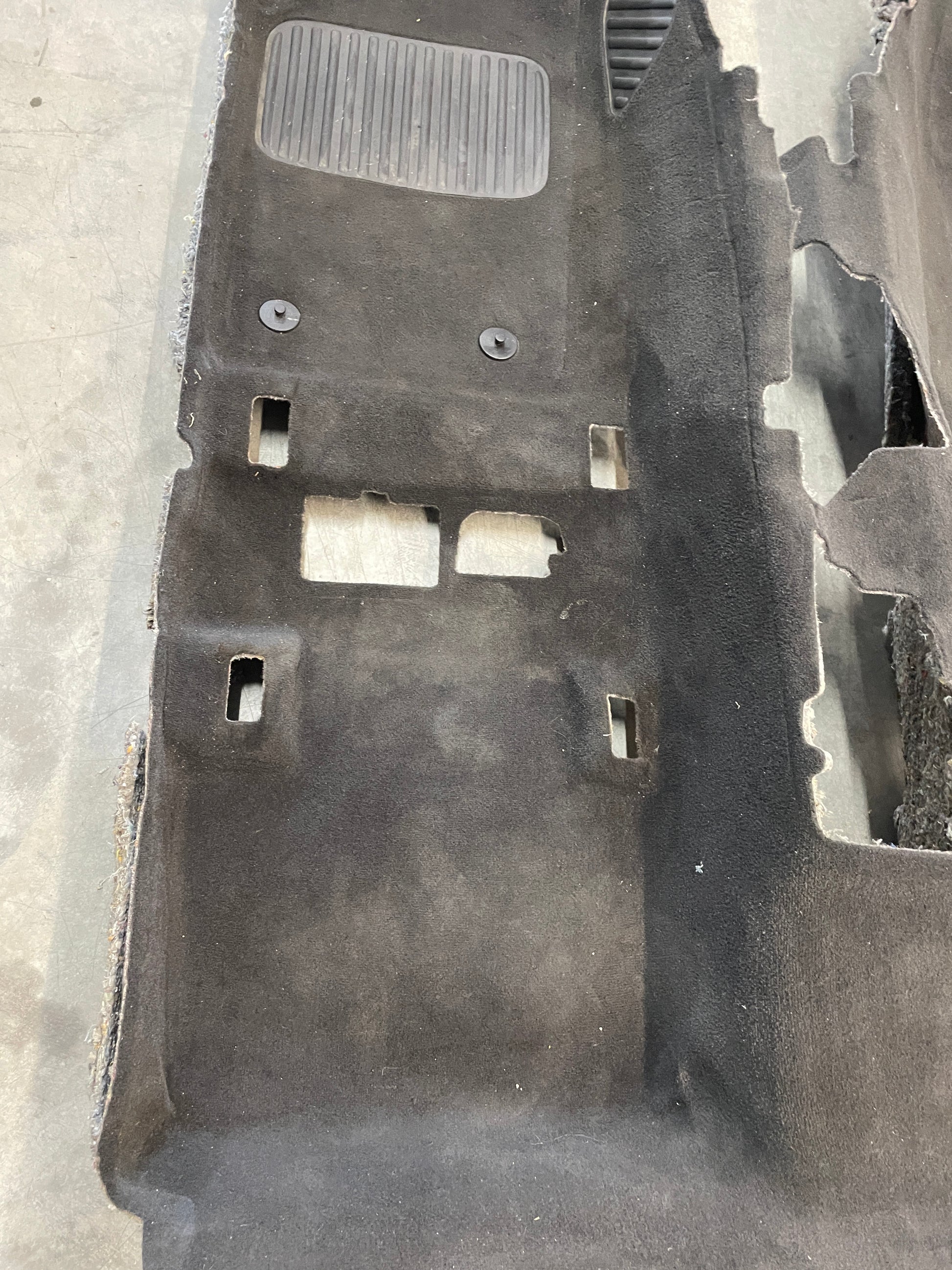 2014 Chevy SS Sedan Complete Floor Panel Carpet OEM - Day's Parts Yard