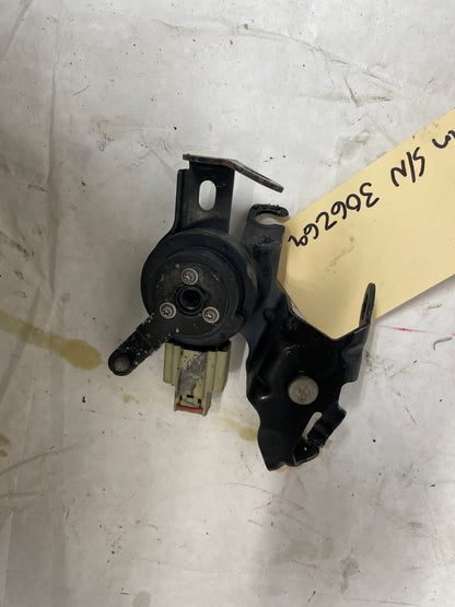 2017 Chevy SS Sedan Front & Rear Head Lamp Ride Height Suspension Sensor Set OEM