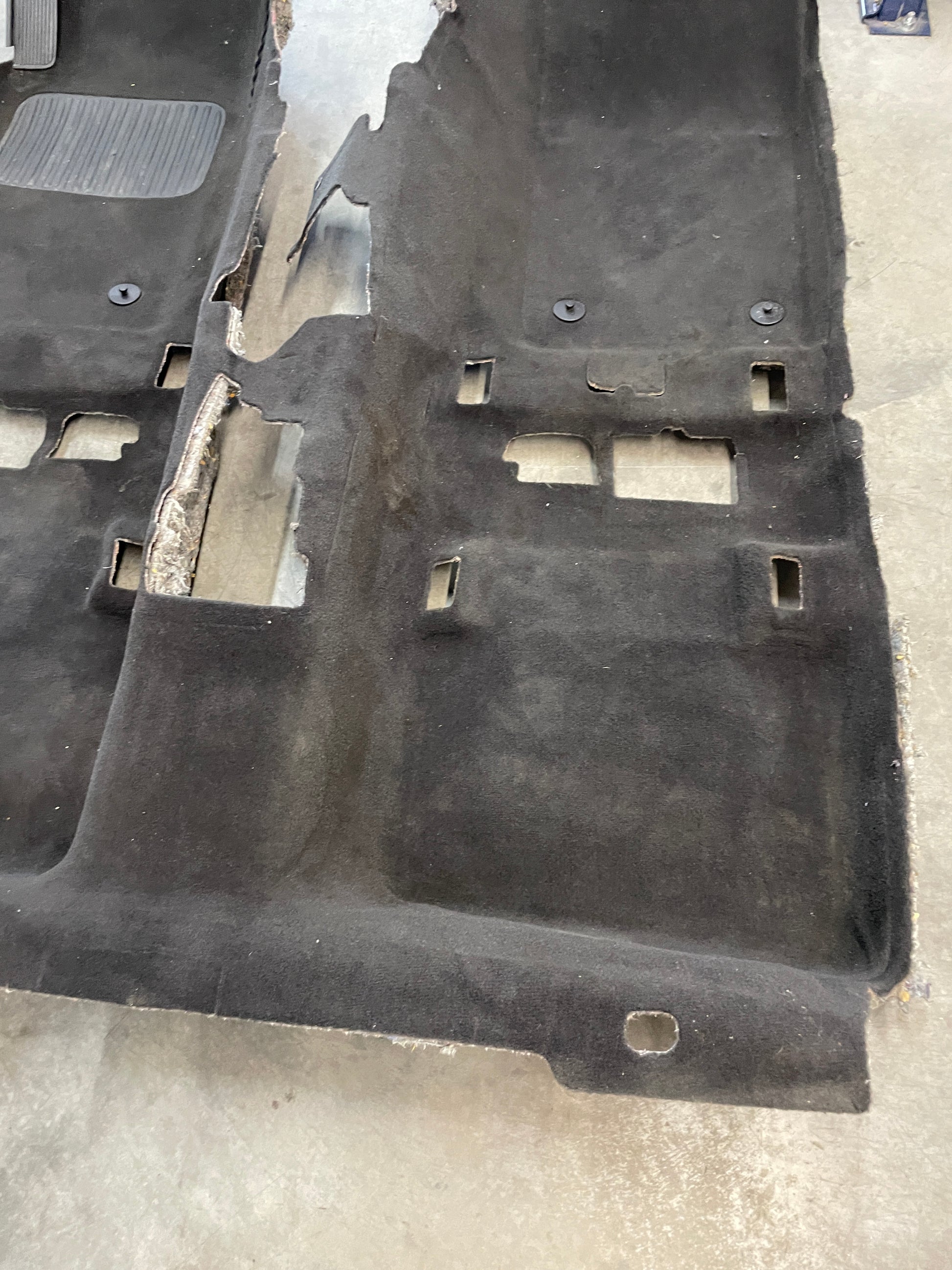 2014 Chevy SS Sedan Complete Floor Panel Carpet OEM - Day's Parts Yard