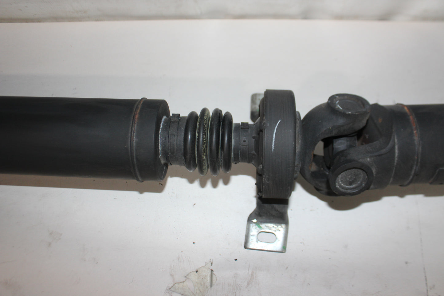 2016 Cadillac ATS-V Drive Shaft Driveshaft Assembly OEM