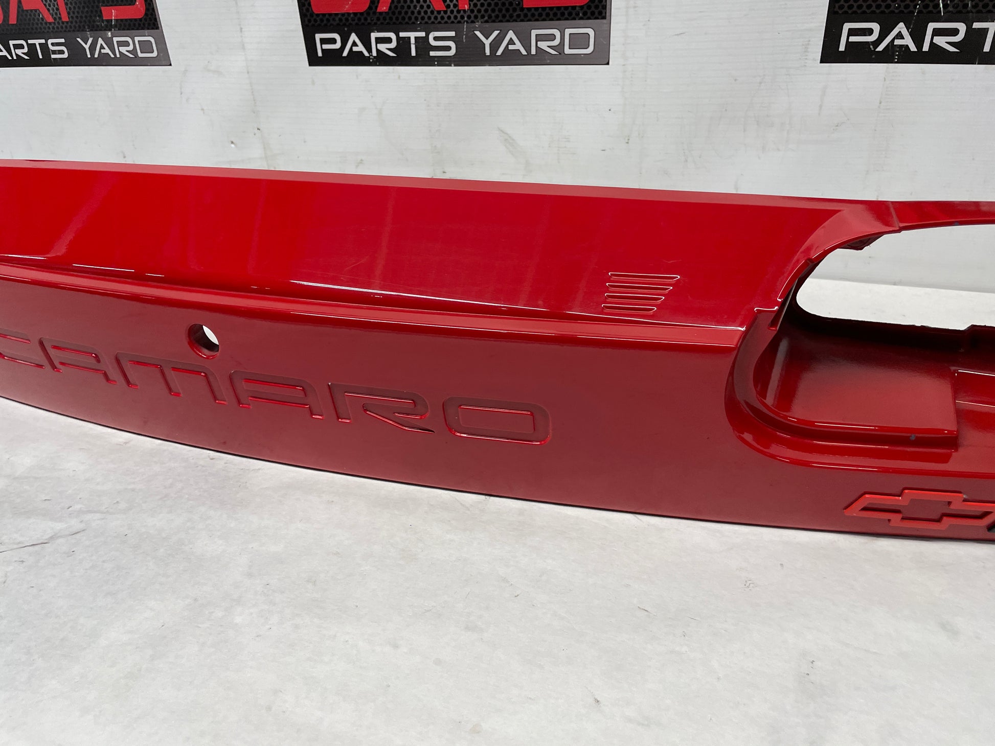 2002 Chevy Camaro Z28 Rear Berger Panel Tailight Tail Light Filler Panel - Day's Parts Yard