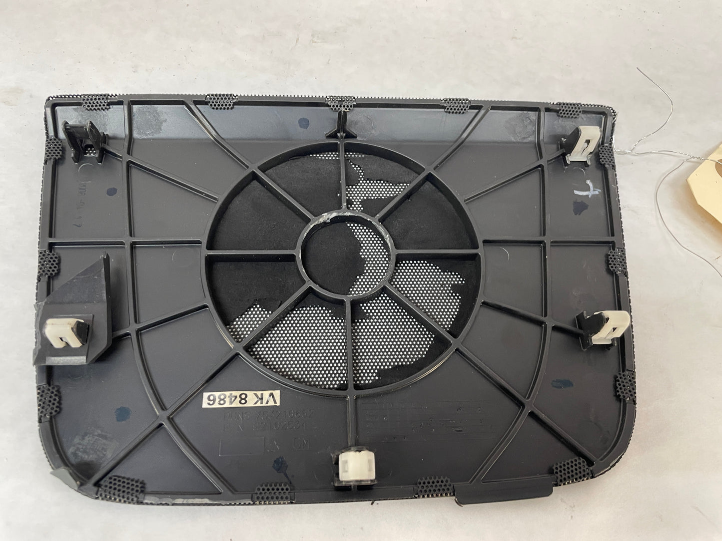 2009 Pontiac G8 GT Center Dash Radio Bezel Speaker Cover Grille OEM - Day's Parts Yard