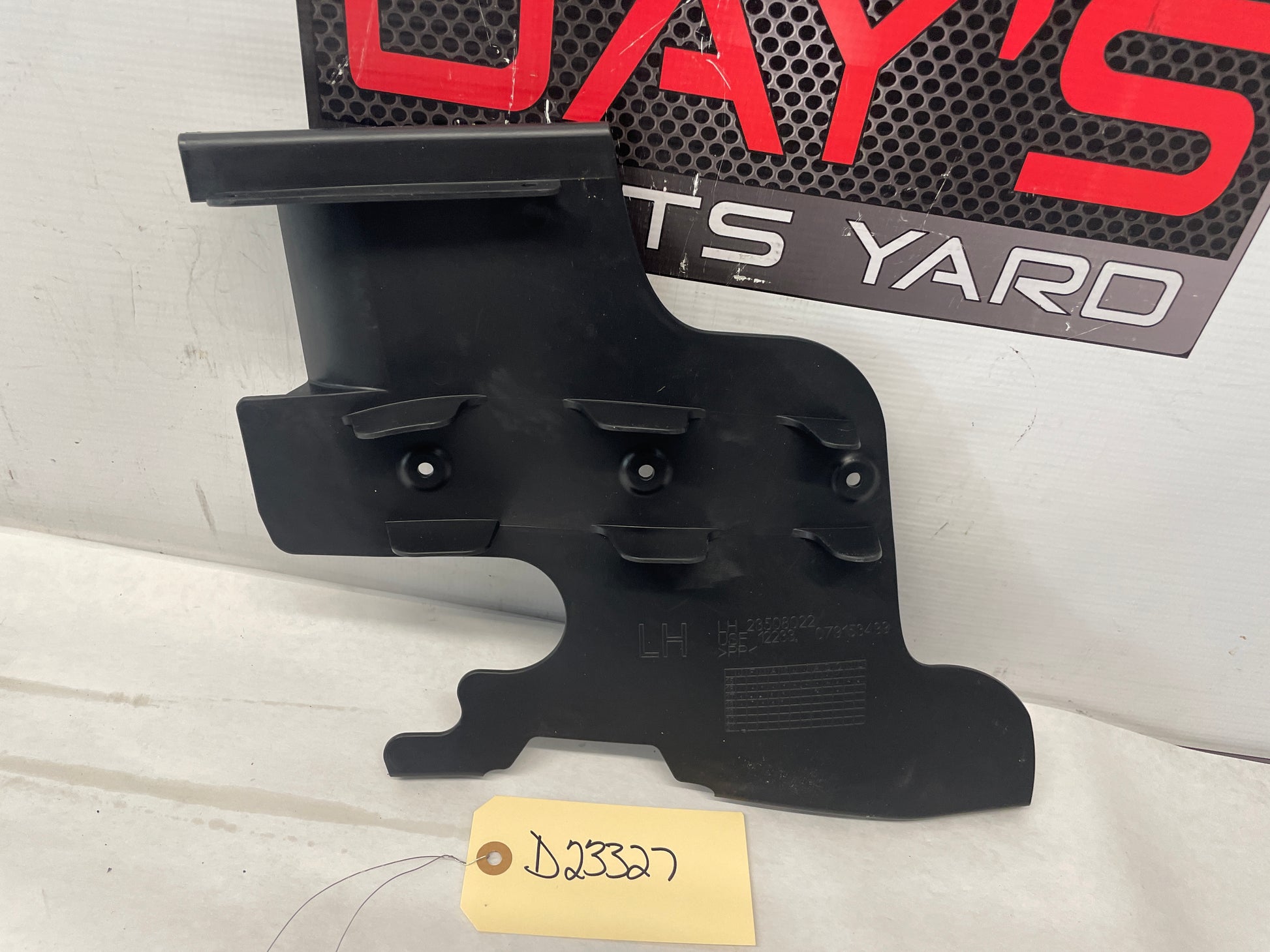 2018 Chevy Camaro SS LH Driver Splash Shield Deflector Brake Deflector Cooling OEM - Day's Parts Yard