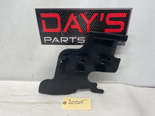 2018 Chevy Camaro SS RH Passenger Splash Shield Deflector Brake Deflector Cooling OEM - Day's Parts Yard