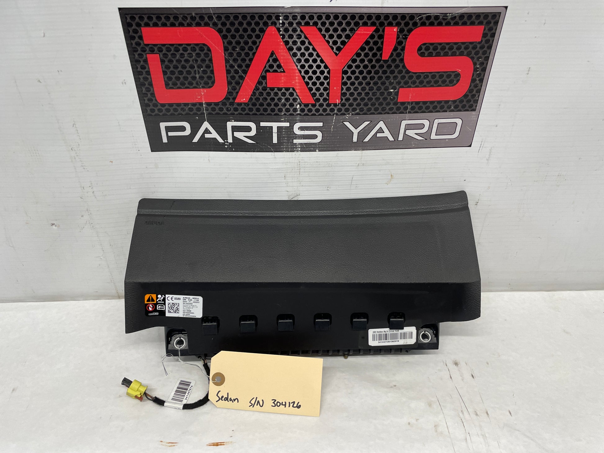 2014 Chevy SS Sedan LH Driver Lower Dash Knee Airbag Air Bag OEM - Day's Parts Yard