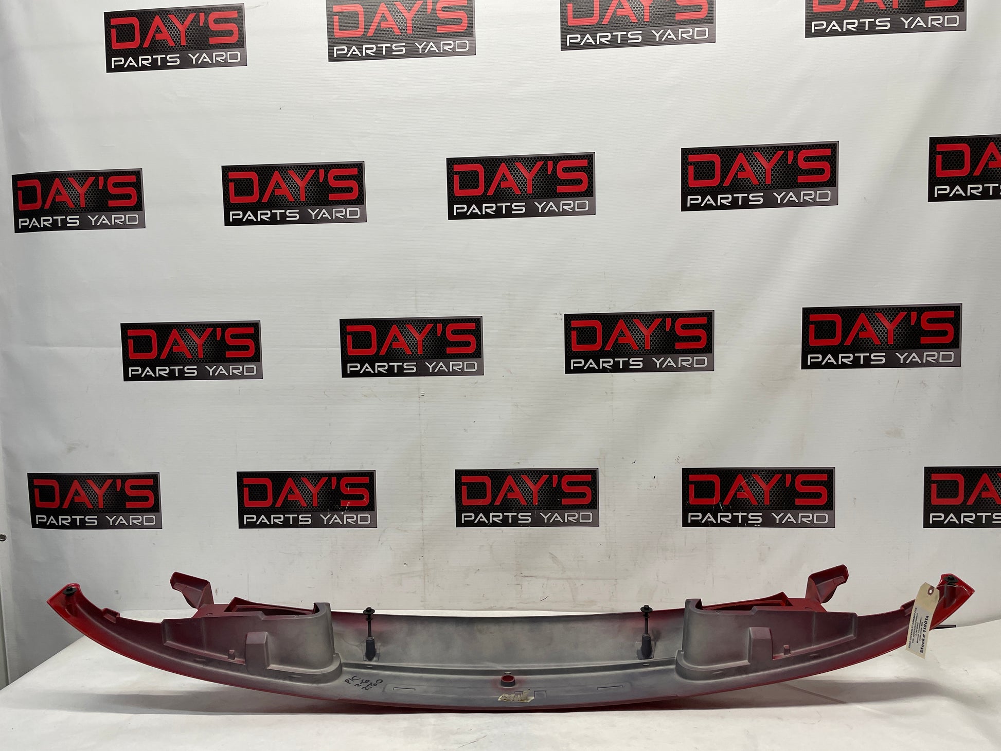 2002 Chevy Camaro Z28 Rear Berger Panel Tailight Tail Light Filler Panel - Day's Parts Yard