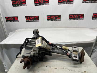 2004 GMC Sierra K1500 Front Axle Carrier Differential Assembly GT4 3.73 OEM - Day's Parts Yard