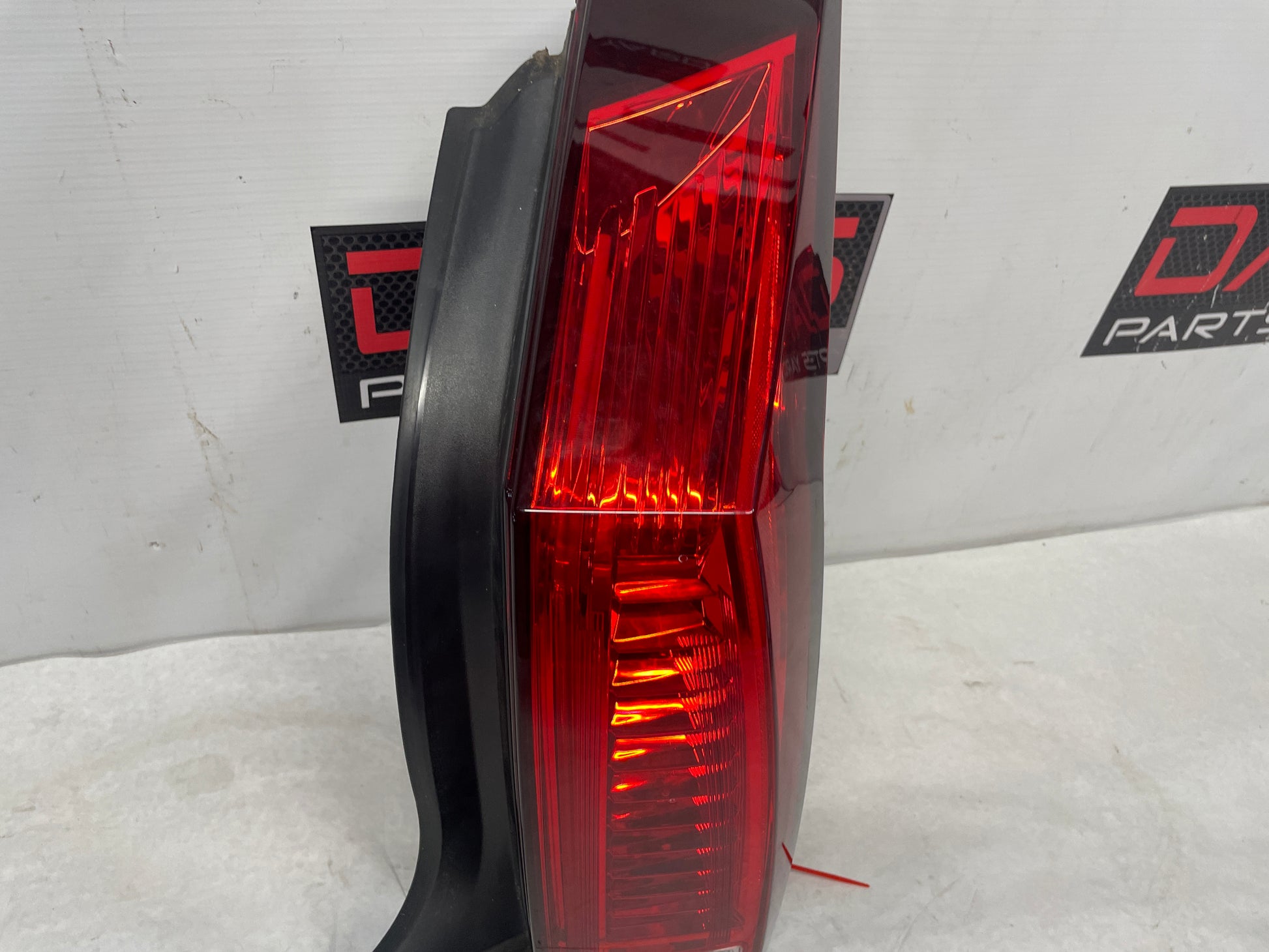 2013 Cadillac CTS-V Coupe RH Passenger Tail Light Taillight Stop Lamp OEM - Day's Parts Yard