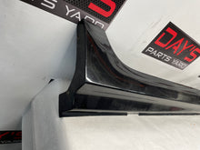 2009 Pontiac G8 RH Passenger Rocker Molding Side Skirt Panel Trim Black OEM