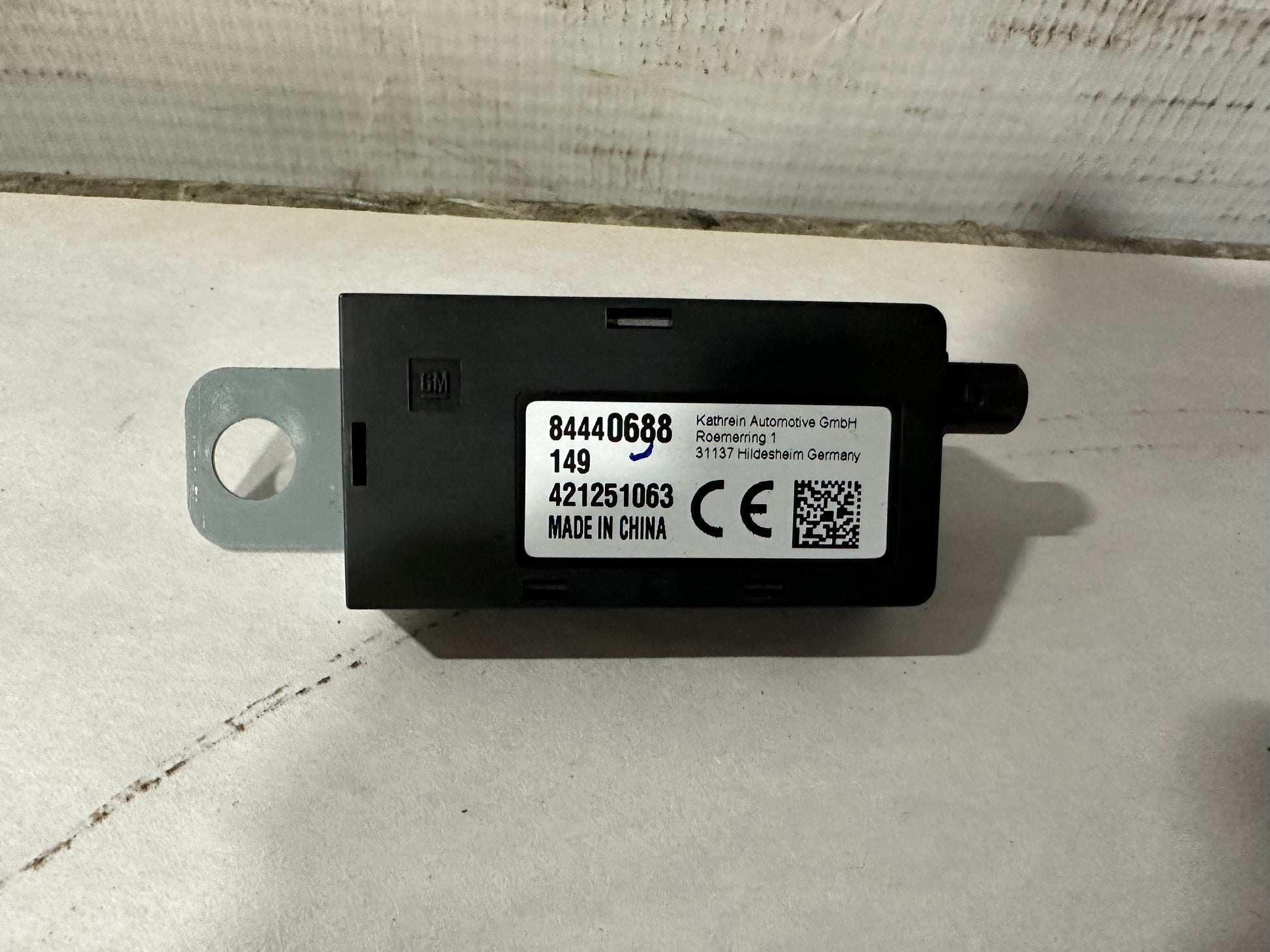 2020 Chevy Camaro SS Trunk Antenna Amplifiers OEM - Day's Parts Yard