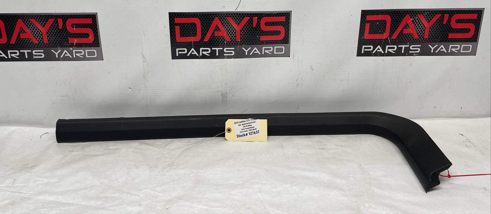 2013 Cadillac CTS-V Coupe Front RH Passenger Side Door Sill Trim Plate Ebony OEM - Day's Parts Yard