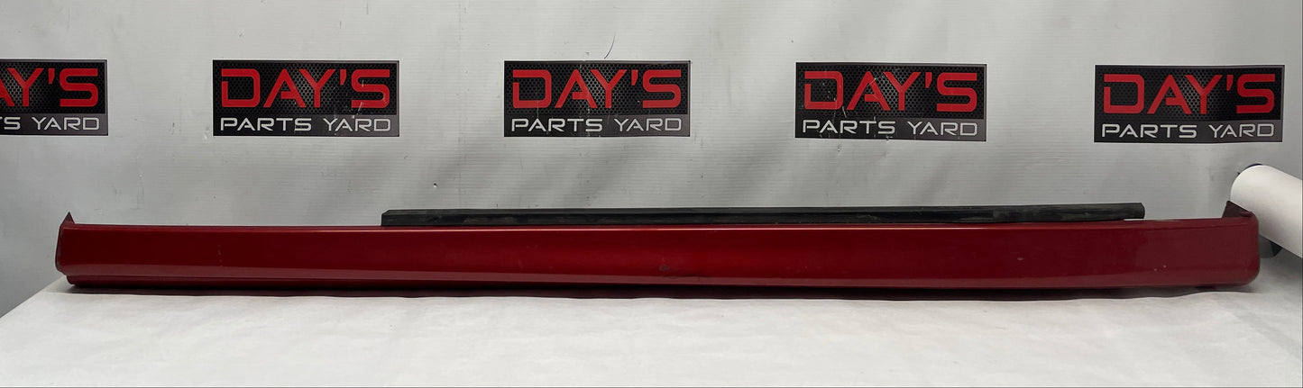 2006 Pontiac GTO RH Passenger Rocker Molding Side Skirt Panel Trim OEM