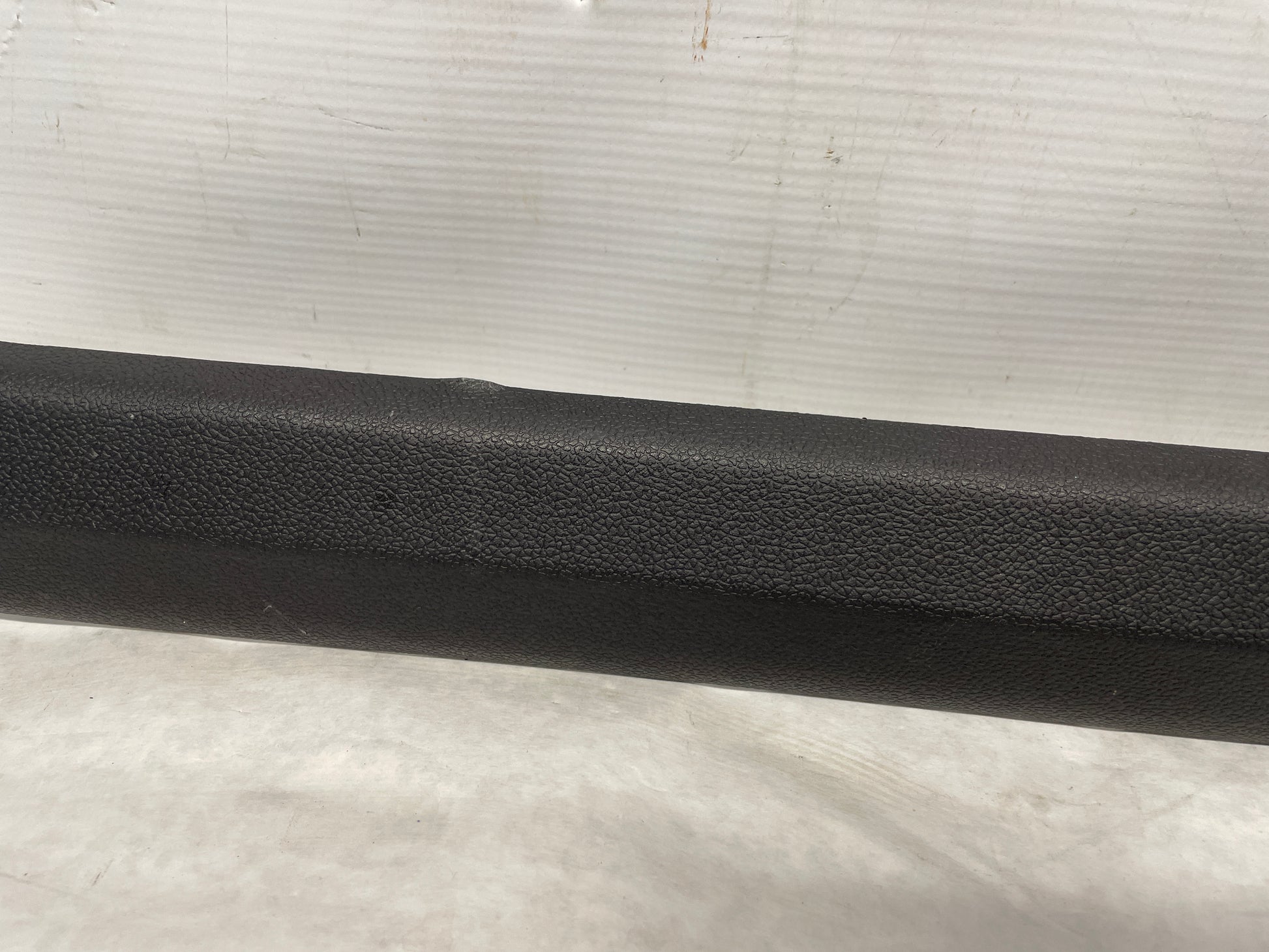 2013 Cadillac CTS-V Coupe Front RH Passenger Side Door Sill Trim Plate Ebony OEM - Day's Parts Yard