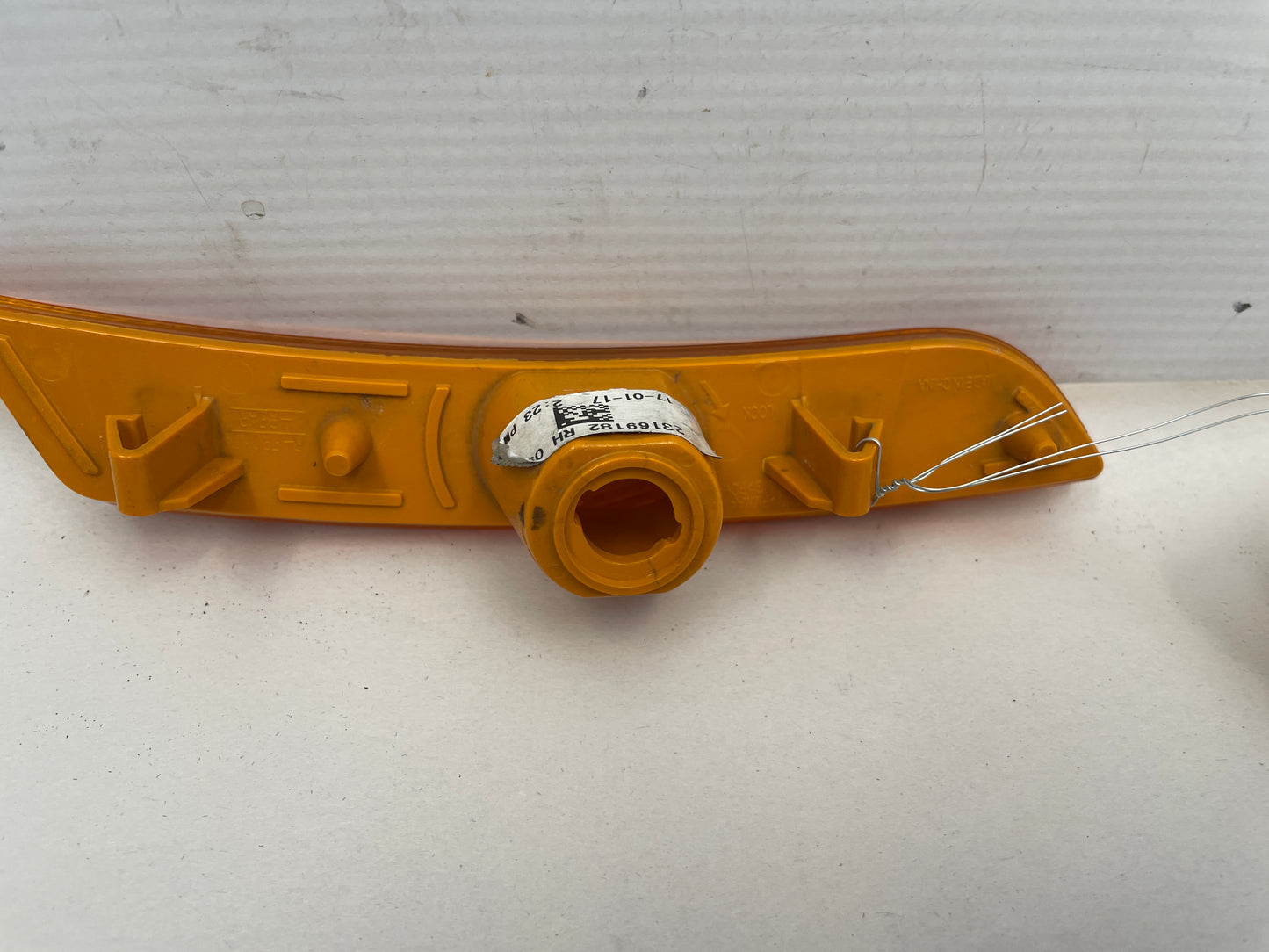 2019 Chevy Camaro SS Front RH Passenger Side Marker Light OEM