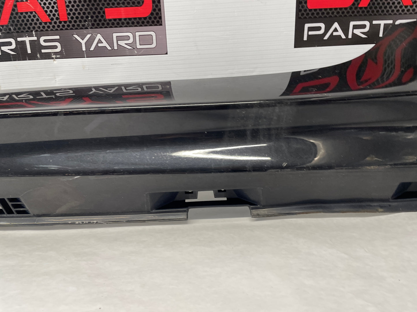 2009 Pontiac G8 LH Driver Rocker Molding Side Skirt Panel Black OEM